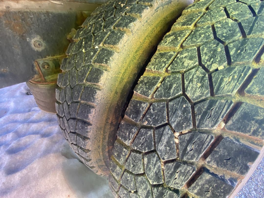 1995 FREIGHTLINER FL80 - Image 26